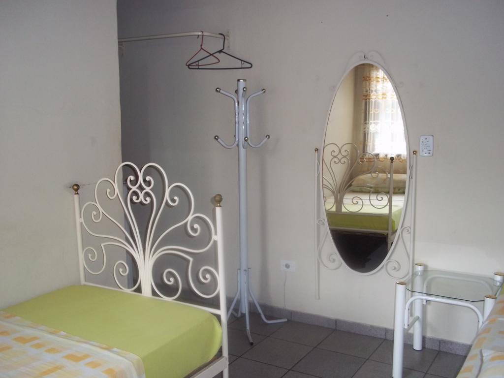 Pousada Riacho Doce Caraguatatuba Habitación foto