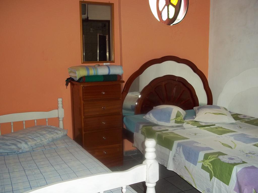 Pousada Riacho Doce Caraguatatuba Habitación foto