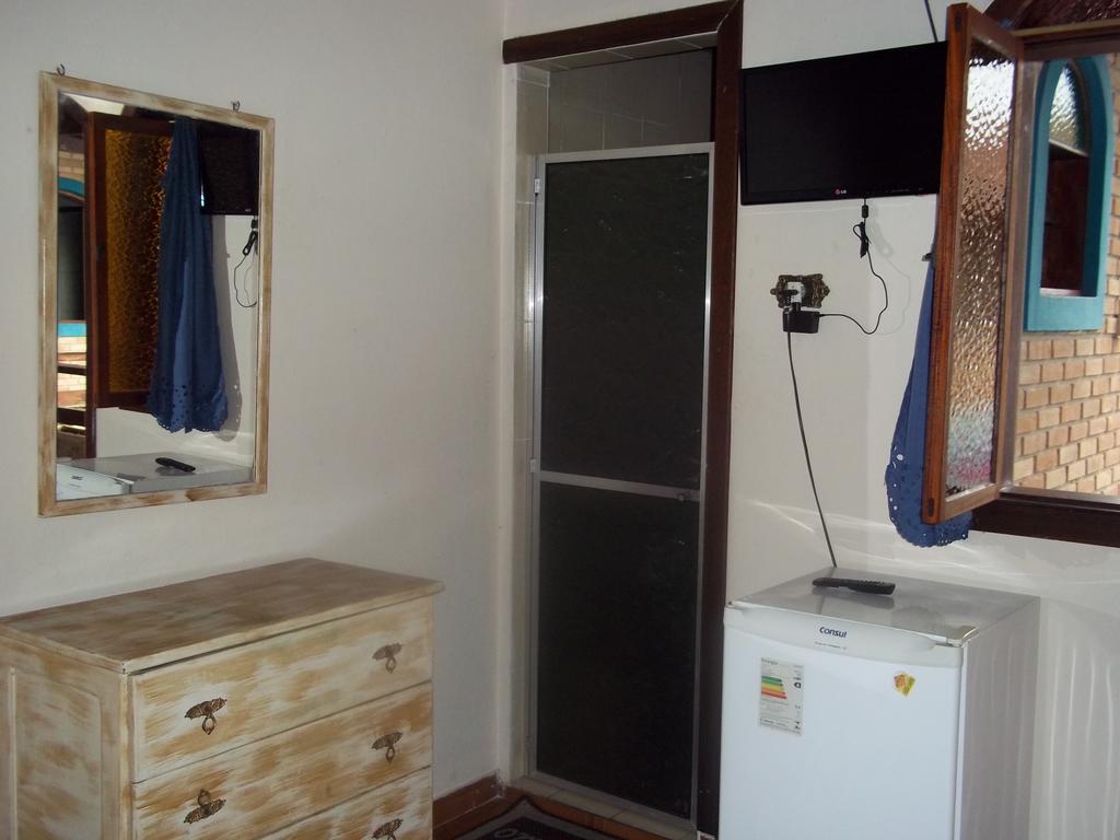 Pousada Riacho Doce Caraguatatuba Habitación foto